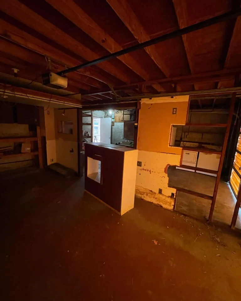 Instagram post from brisanabuilds. This post is in position 2.